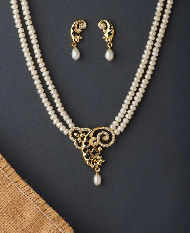 Blended metal necklaces-Beautiful Real Pearl Necklace Set