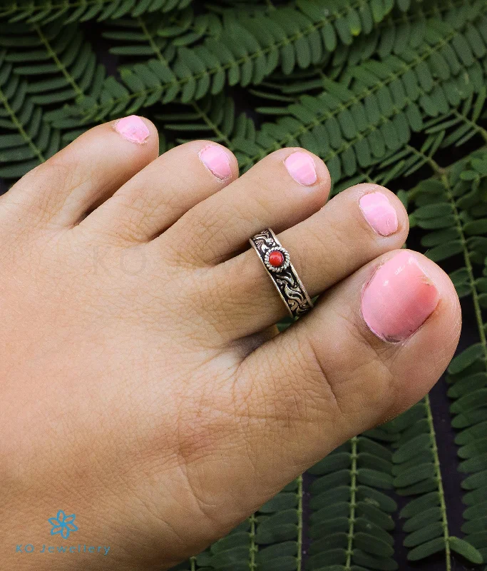 Asymmetrical engagement rings-The Mohini Silver Toe-Rings (Coral)