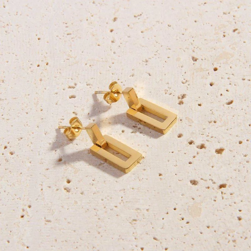 Lustrous gold earrings-Mariola Earrings