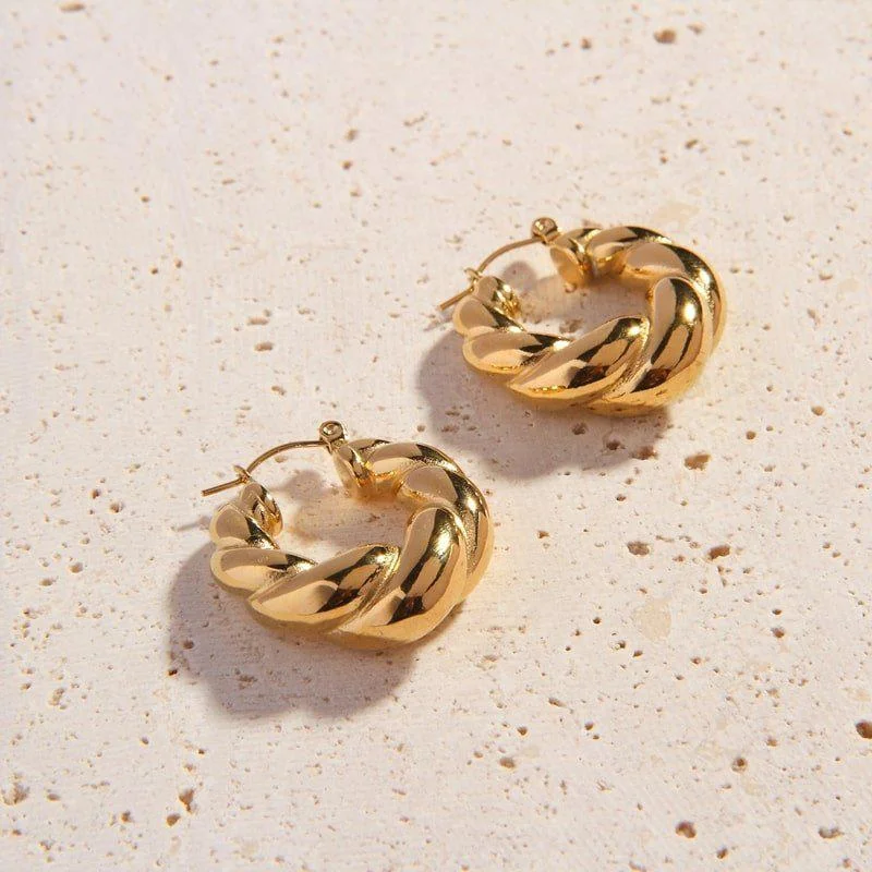 Smooth drop earrings-Martina Hoops