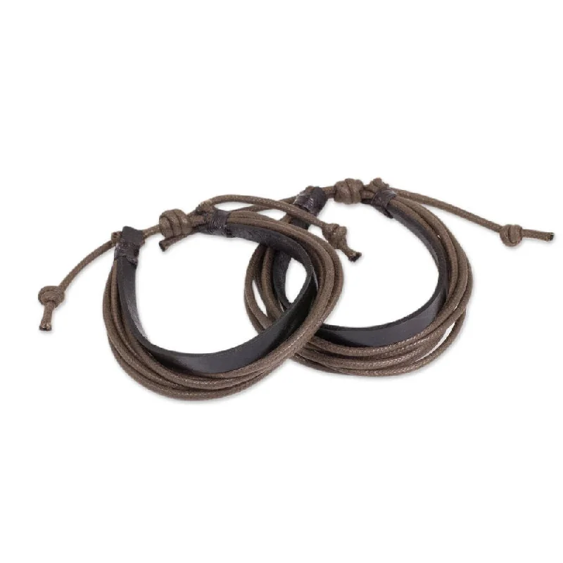 Clear diamond bangles-Handmade Set of 2 Men's Leather 'Bold Brown Contrast' Bracelets (Thailand)