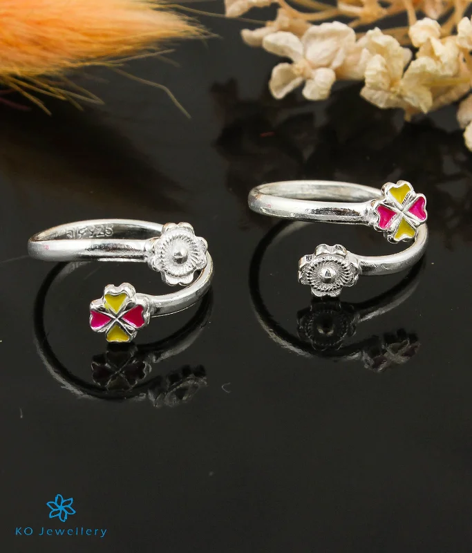 Radiant star engagement rings-The Flora Silver Toe-Rings (Front open)