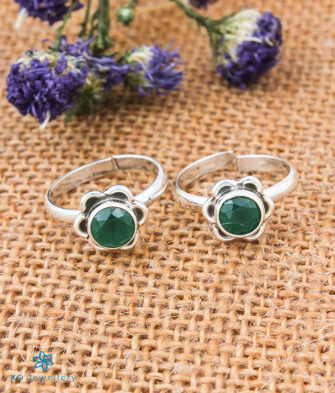 Bold geometric engagement rings-The Pauspa Silver Toe-rings (Green)