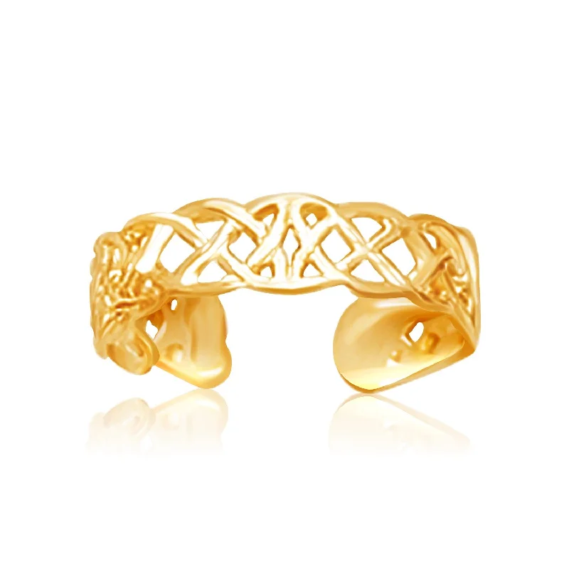 Classic gold engagement rings-14k Yellow Gold Toe Ring in a Celtic Knot Style