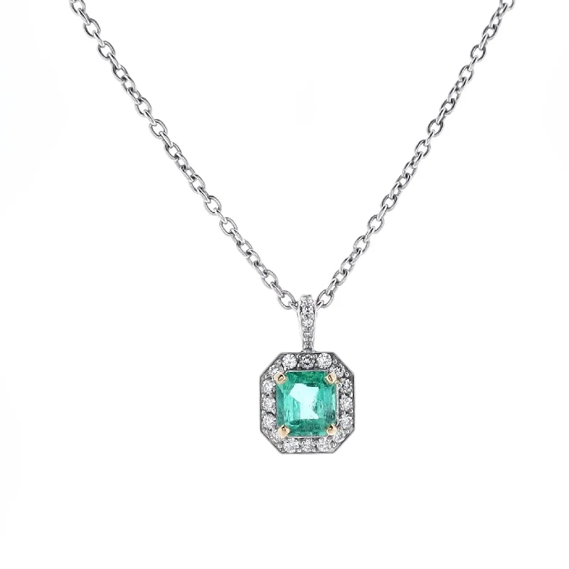 Loop knot necklaces-Estate Platinum Emerald Pendant with Diamond Surround 17" Chain Necklace