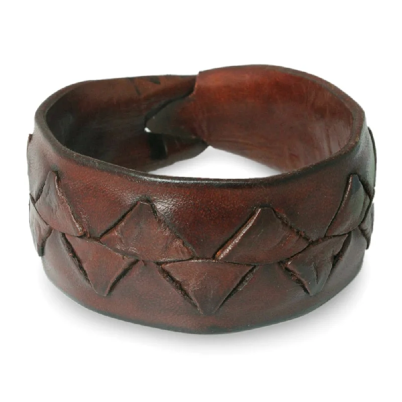 Round shape bangles-Handmade Leather Men's 'Ayutthaya Brown' Bracelet (Thailand)