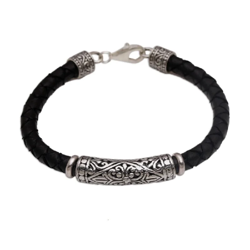 Round shape bangles-Handmade Leather Sterling Silver Lost Kingdom Bracelet (Indonesia)