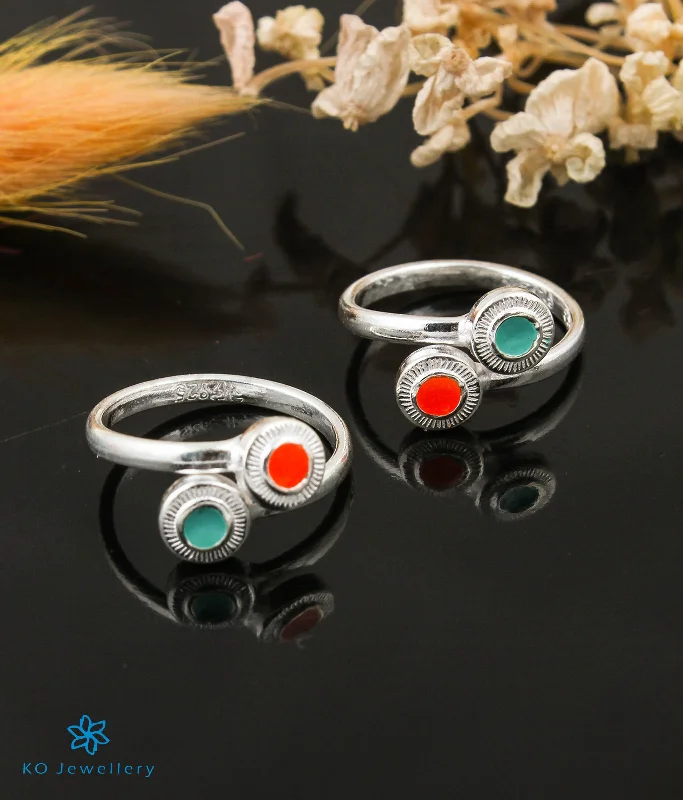 Vintage flair engagement rings-The Nivit Silver Toe-Rings (Orange/ Front open)