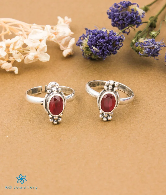 Moonstone engagement rings-The Neeti Silver Toe-Rings (Red)