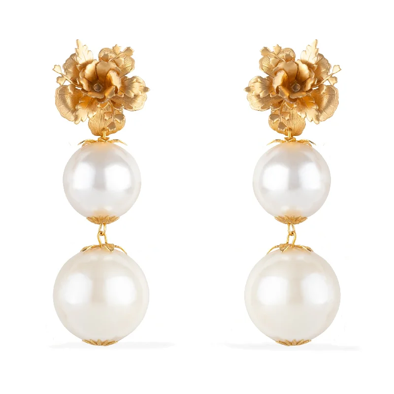 Lily motif earrings-Swan Pompom Earrings