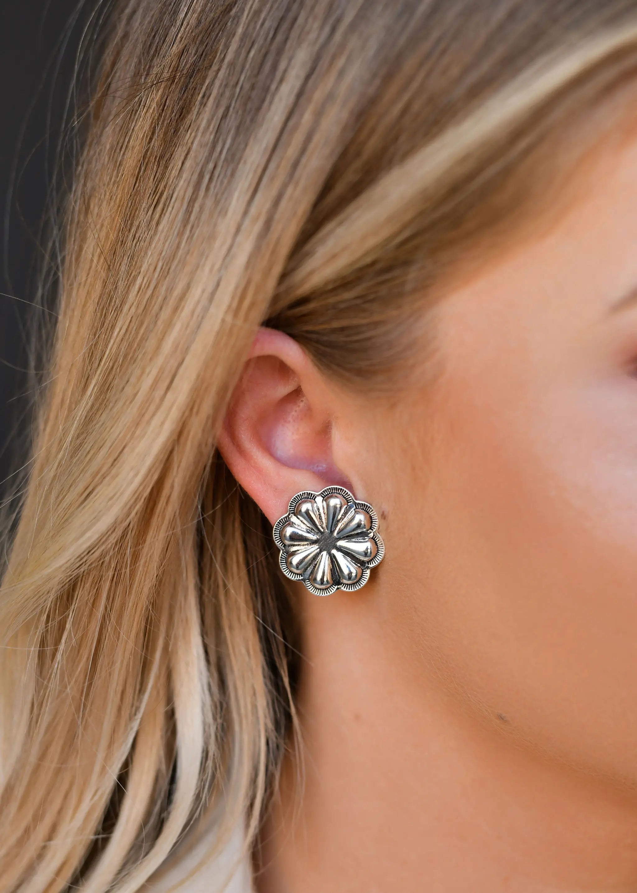 Fluid art earrings-Burnished Silver Flower Concho Stud Earring