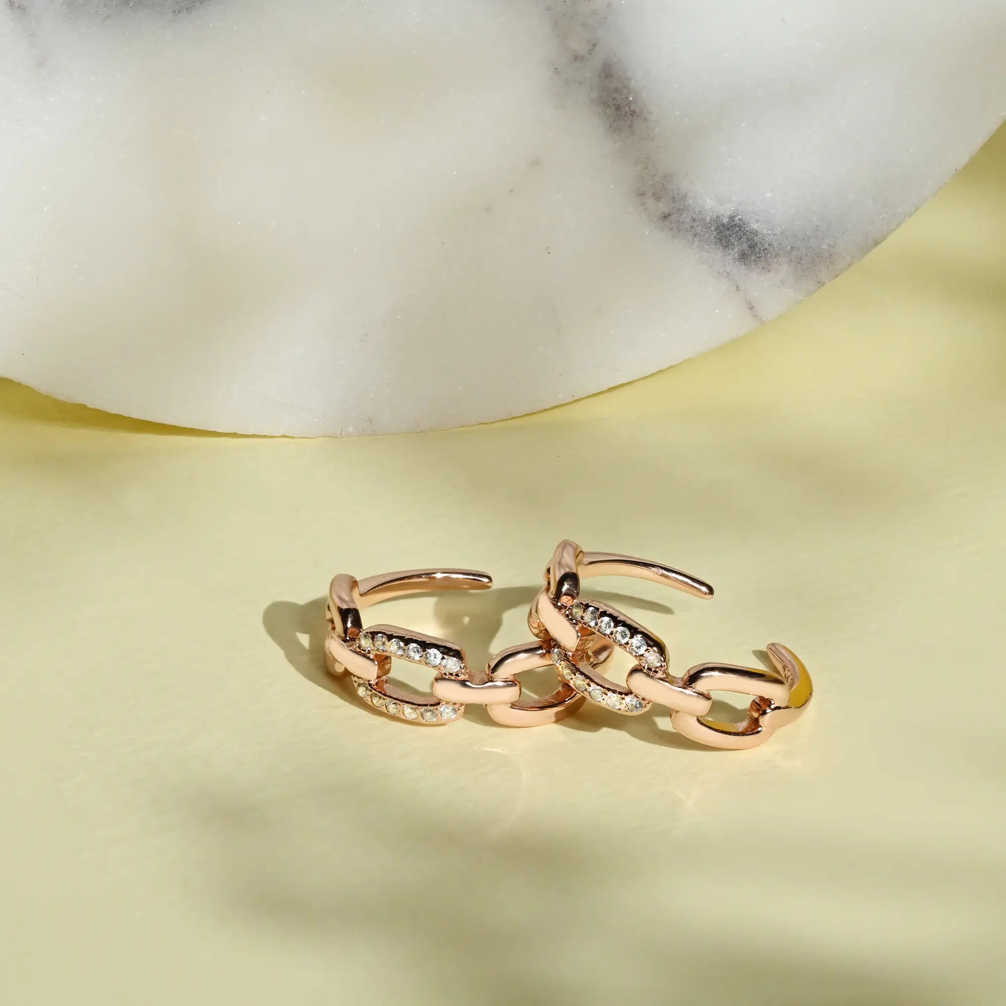 Asymmetrical engagement rings-Stone Interlocking Toe Rings