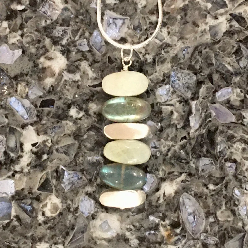 Sharp-line necklaces-Stacked Aquamarine, Labradorite and Brushed Sterling Silver Stones Pendant Necklace